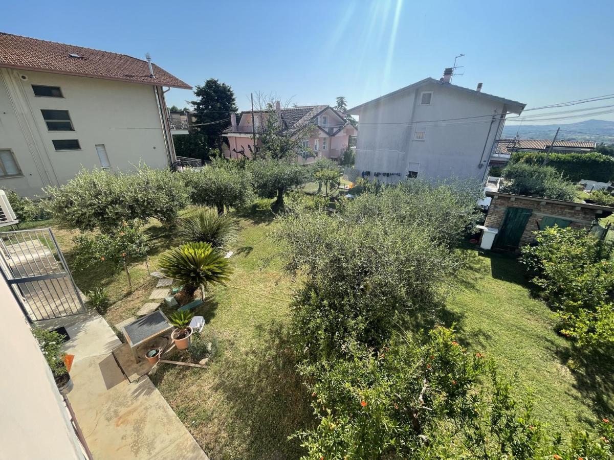 Oasi Di Relax Apartman Santa Maria di Scacciano Kültér fotó
